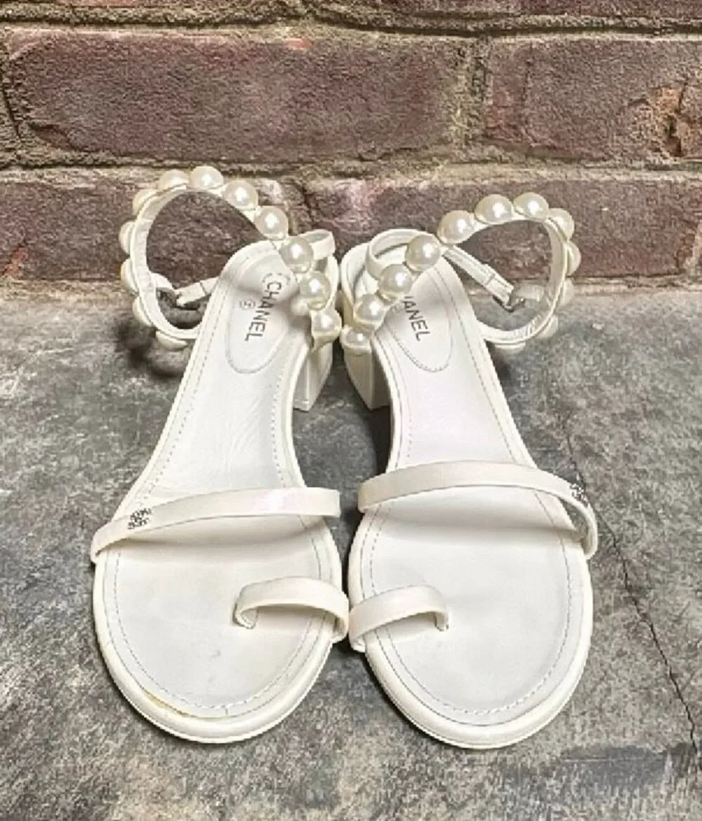 Chanel White Pearl Matte Leather Slingback Block Heel Sandals Size 37 US 7
